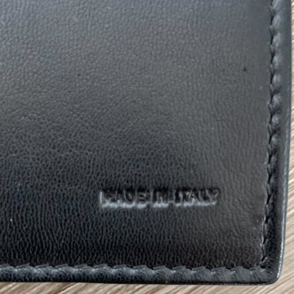 Fendi Ff Embossed Leather Wallet / Crossbody Bag- Rare & Discontinued - Picture 6 of 7